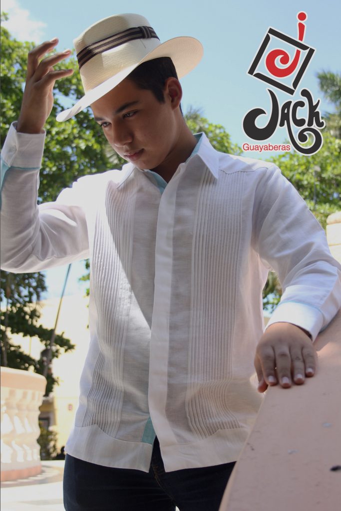 Guayabera Modelo Gastón